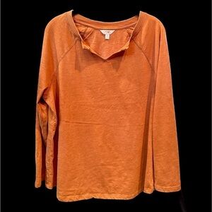 TERRA SKY, NWOT, WOMENS, LONG SLEEVE SHIRT WITH OPEN NOTCHED NECK. SIZE 14W
